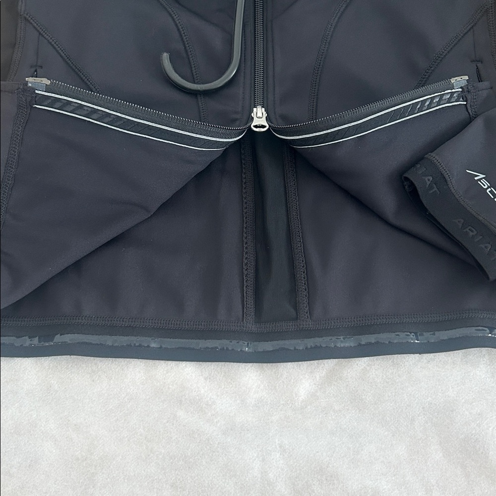 Ariat Women's Ascent Full Zip Black Equestrian Jacket - Picture 11 of 13